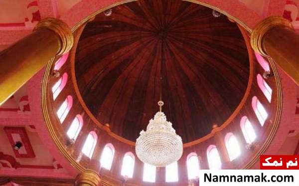 داستان مسجد صورتی چیست؟