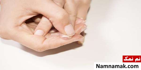 چگونه ناخن شکسته را ترمیم کنیم؟ ترمیم ناخن ترک خورده در منزل