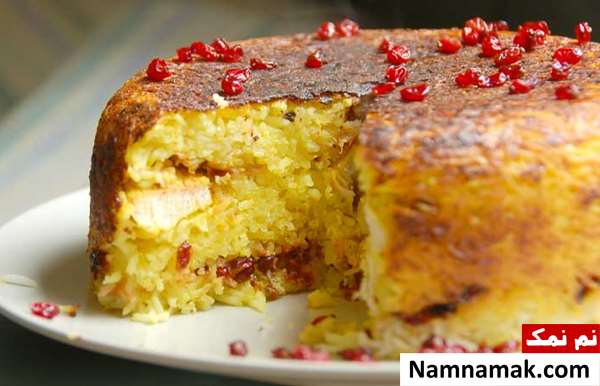ته چین مرغ در قابلمه