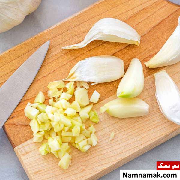 عوارض خوردن سیر خام قبل از خواب