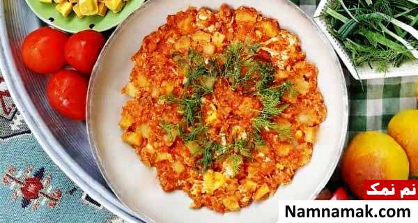 املت سیب زمینی و گوجه