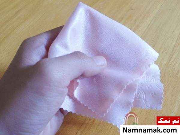چگونه یک صفحه نمایش لمسی را تمیز کنیم