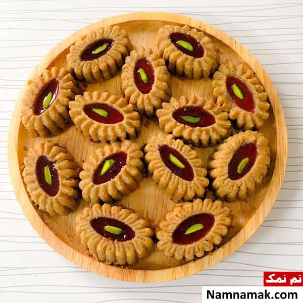 طرز تهیه شیرینی ساوارین گردویی