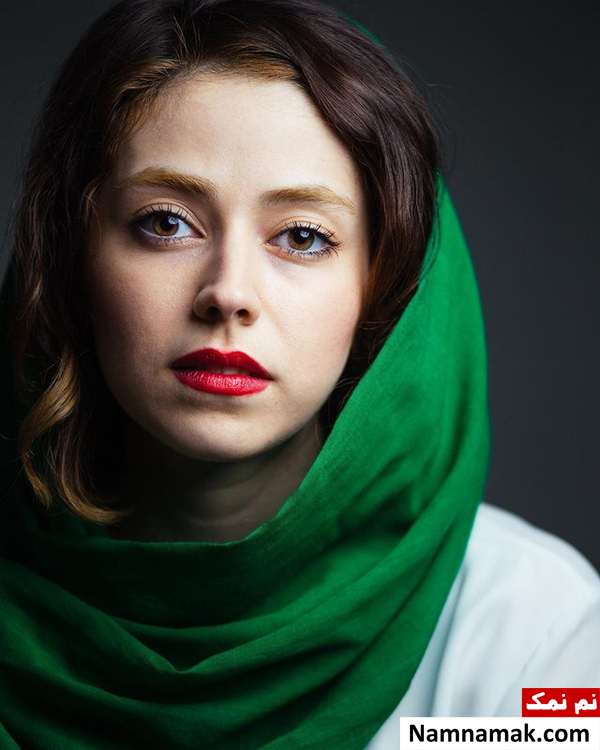 نیلوفر رجایی فر 