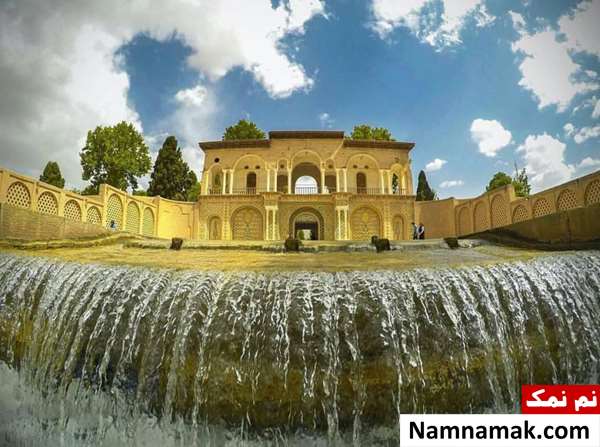 بررسی معماری باغ شازده ماهان