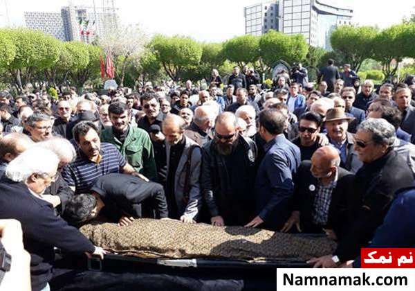 مراسم تشییع پیکر بهرام زند با حضور هنرمندان برگزار شد مراسم تشییع پیکر بهرام زند