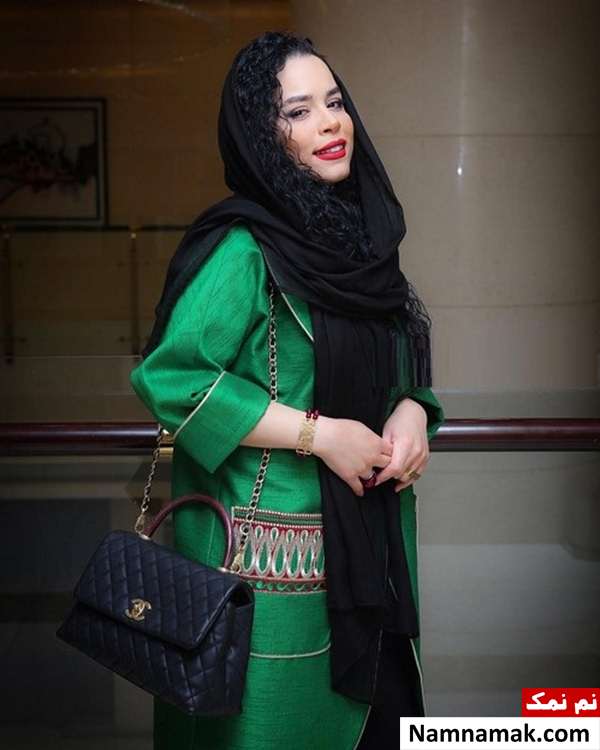 ملیکا شریفی نیا در مهمانی خصوصی فیلم چهارراه استانبول