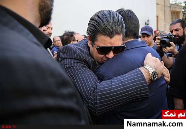 پژمان بازغی در مراسم تشییع ناصر ملک مطیعی سالار عقیلی