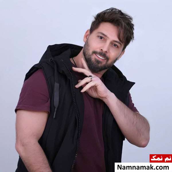 زندگینامه دانیال عبادی و همسرش دانیال عبادی
