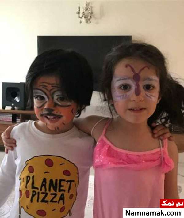 عکس خانوادگی مجید صالحی با همسر و فرزندانش دوقلوهای مجید صالحی
