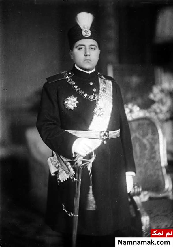 عکس سنگ قبر و محل دفن احمد شاه قاجار عکس سنگ قبر و محل دفن احمد شاه قاجار