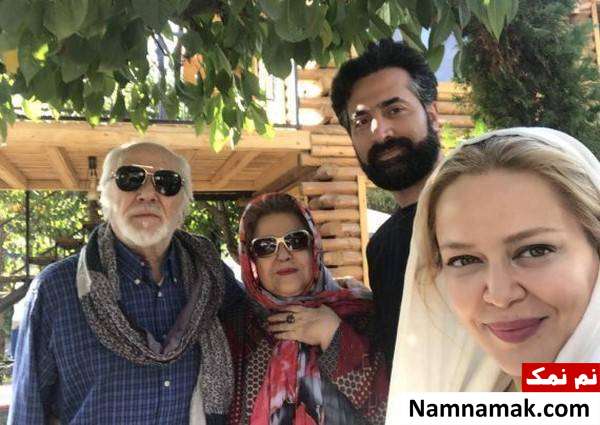 بهاره رهنما و همسرش در کنار پدر و مادر بهاره رهنما بهاره رهنما
