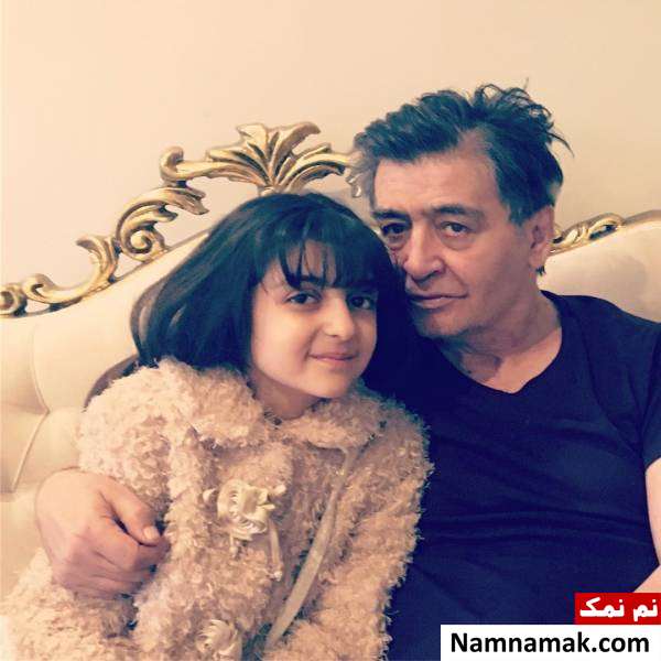 نوه رضا رویگری در خارج