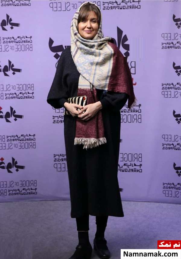 مدل مانتو و تیپ گلوریا هاردی
