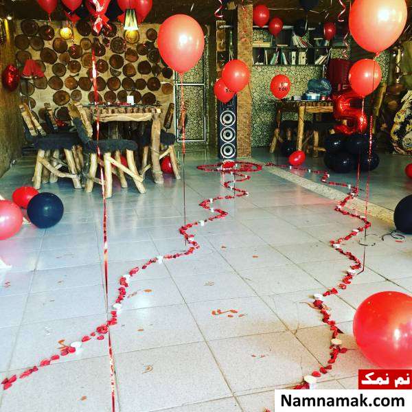 جشن سالگرد ازدواج در کافی شاپ