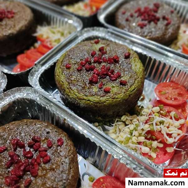 طرز تهیه کوکو سبزی قالبی