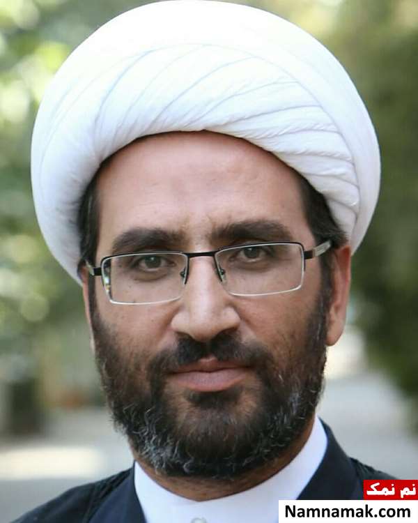 گریم مجید کرباسیان در نقش یک آخوند