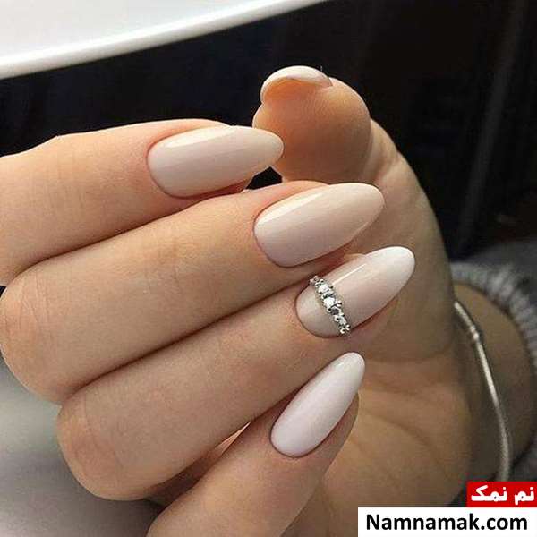 دیزاین ساده ناخن عروس