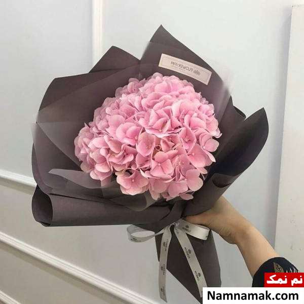 دسته گل عاشقانه دسته گل صورتی برای خانم ها