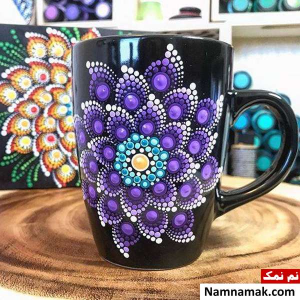 نقاشی روی ماگ مشکی به روش نقطه ای