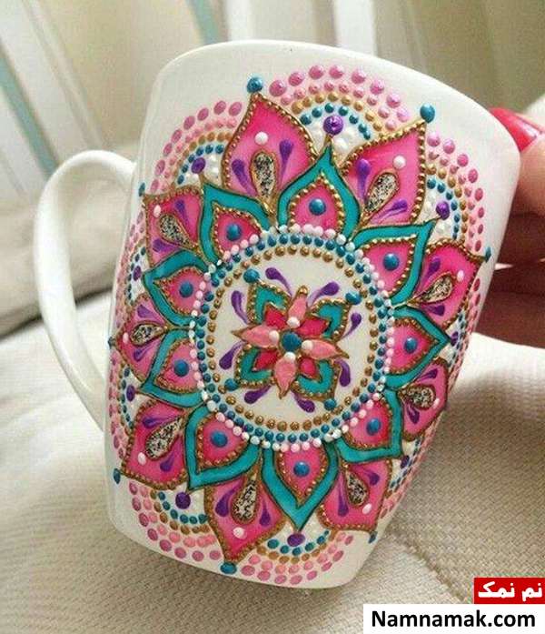 نقاشی روی لیوان با رنگ های مختلف