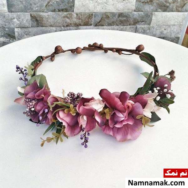 تاج گل عروس خوشرنگ و زیبا