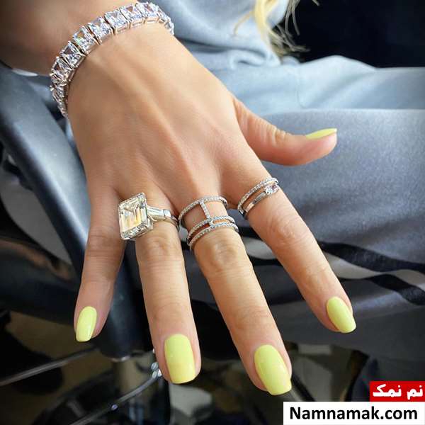 طراحی ناخن جنیفر لوپز روی فرش قرمز