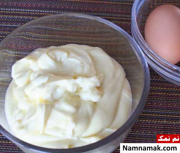طرز تهیه و نحوه استفاده ماسک ماست برای مو
