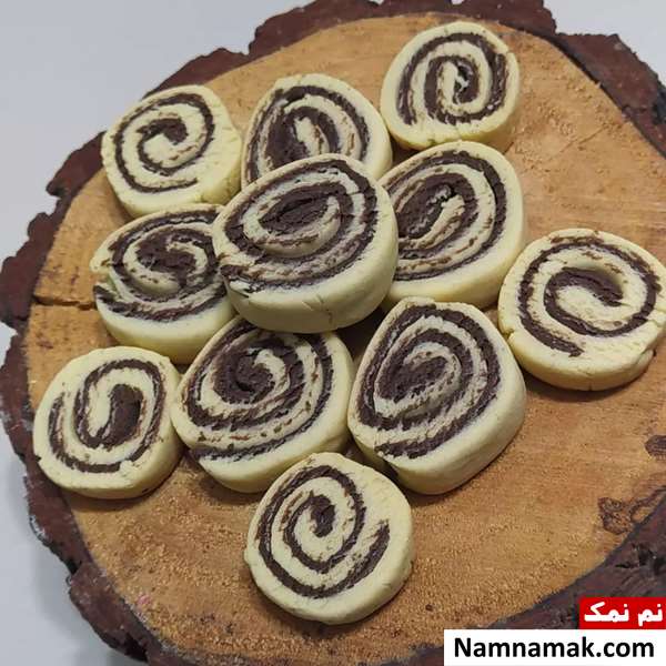 شیرینی دو رنگ ساده