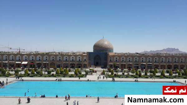 تعجب توریست ها از معماری میدان نقش جهان