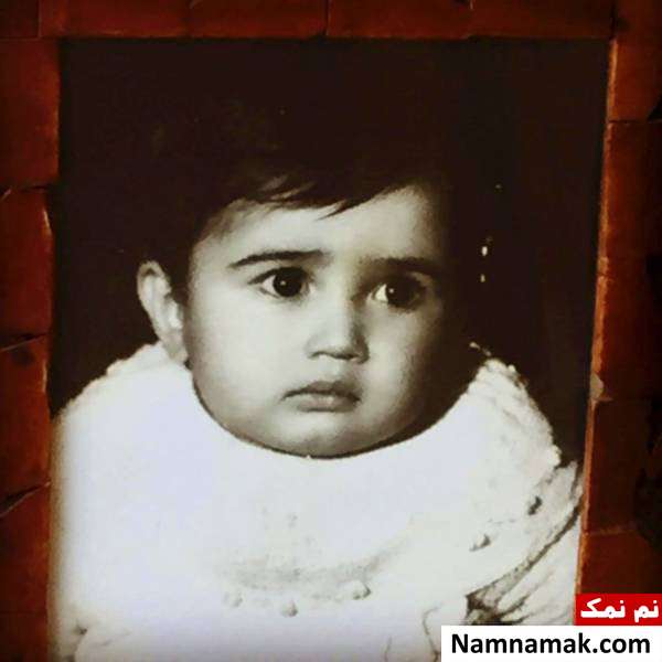 لادن مستوفی عکسی از کودکی لادن مستوفی