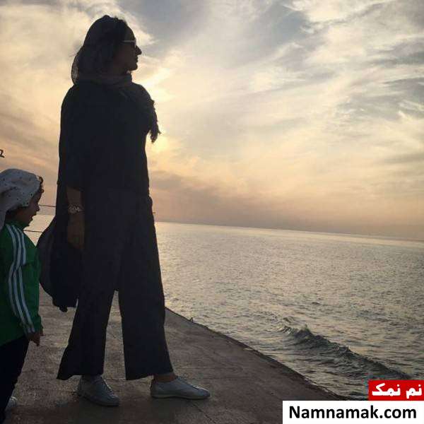 جدیدترین عکس خانوادگی مهناز افشار با همسر و فرزندانش مهناز افشار در کنار دخترش لیانا