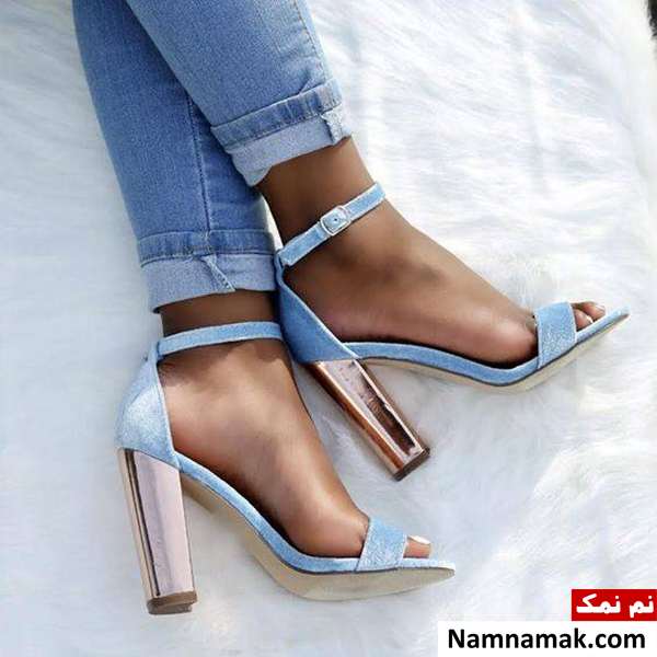 کفش پاشنه بلند رنگی با شلوار جین