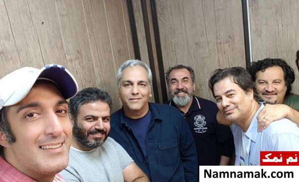 مهراب قاسمخانی مهراب قاسمخانی در کنار نویسنده ها و مهران مدیری
