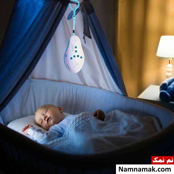 خوابیدن نوزاد با صدای سفید 