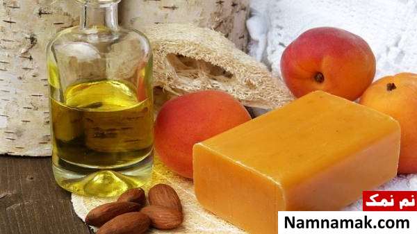 روغن زدن به سر کودک