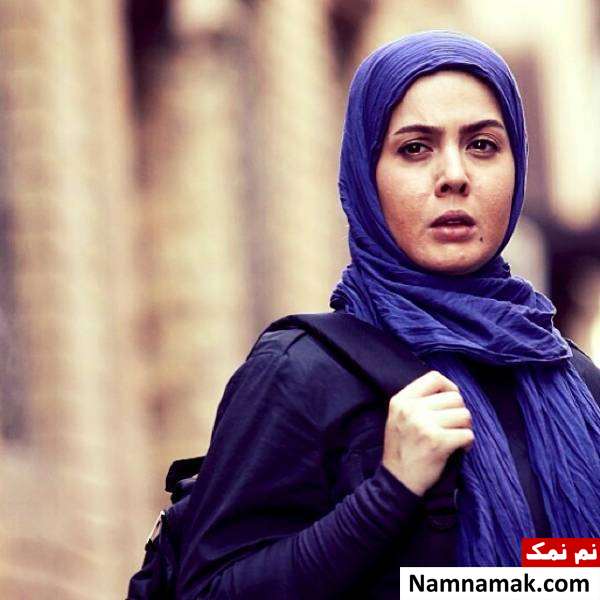 نازنین کریمی عکسی از نازنین کریمی در چتر عاشقی