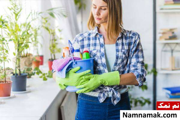 نحوه تمیز کردن شیشه و آینه