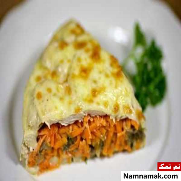 طرز تهیه مرغ لایه ای با هویج و قارچ 