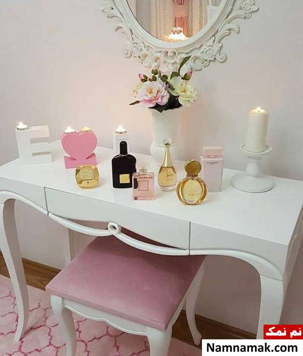 چیدن عطر و ادکلن روی میز