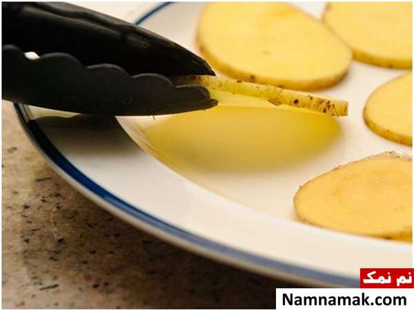 طرز تهیه چیپس خانگی به سه روش سرخ کردن ، فر و مایکرو