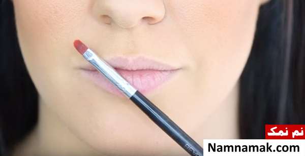 رژلب جام بهتره یا مایع؟ دلایل استفاده از رژ لب مایع ، رژ لب مایع بهتر است یا رژ لب جامد ، مزایای رژ لب مایع ، فرق بین رژ لب مایع با رژ لب جامد چیست ، تفاوت رژ لب مایع با رژ لب معمولی