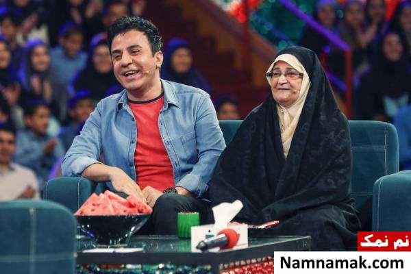 عمو پورنگ و مادرش عکسی از عمو پورنگ و مادرش در برنامه خندوانه