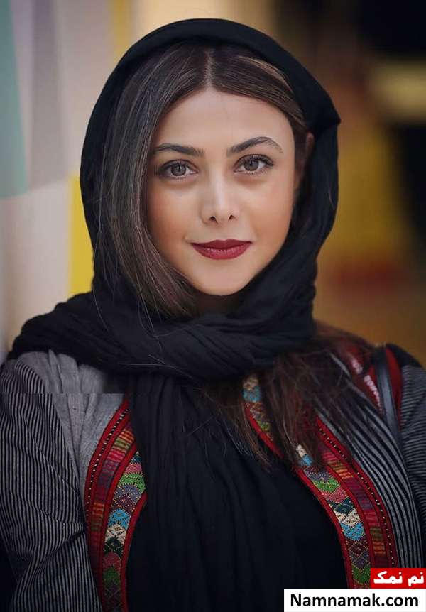 آزاده صمدی بازیگر کشورمان در 17 دی متولد شد