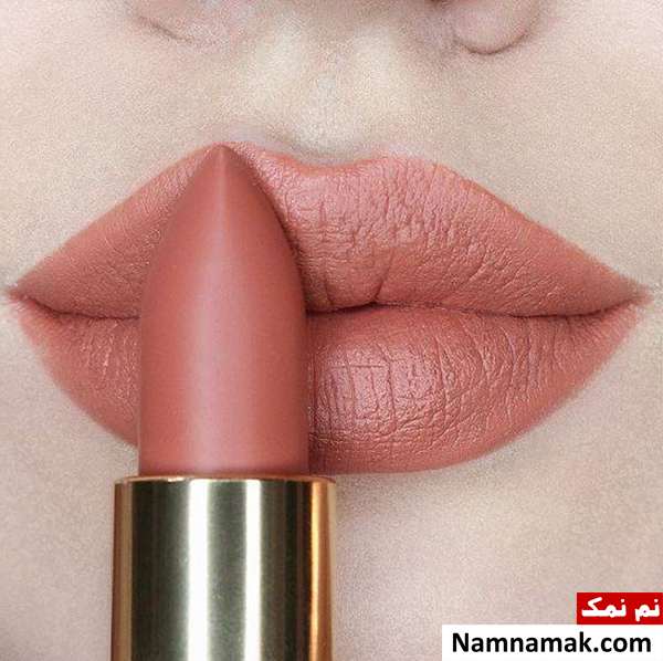 لایه برداری لب رژ لب زدن صحیح و اصولی
