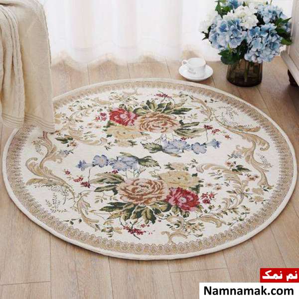 فرش گرد کرمی گلدار
