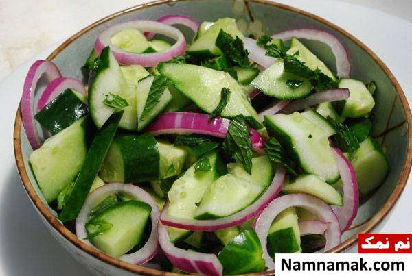 طرز تهیه سالاد خیار و نعناع تند