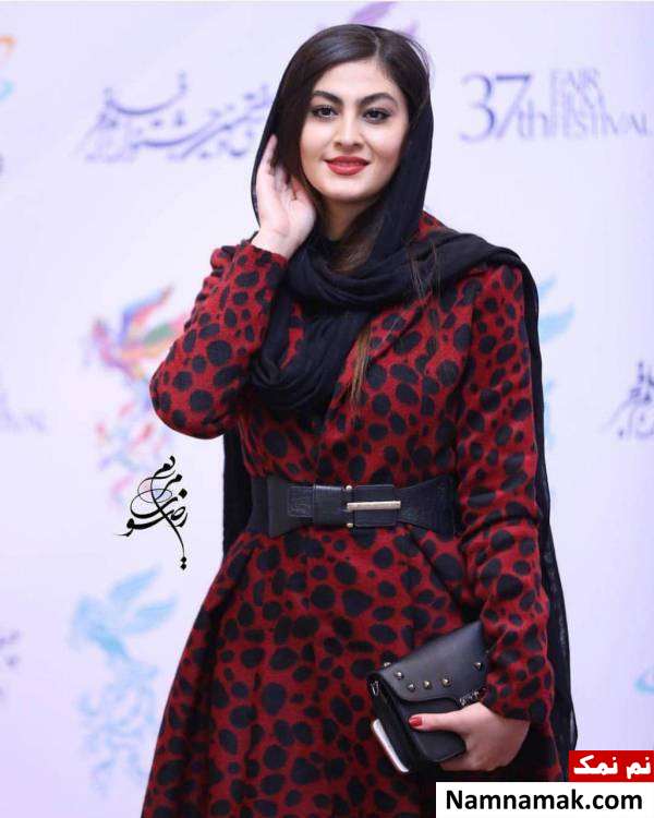 مدل مانتو مریم مومن در جشنواره فیلم فجر 97