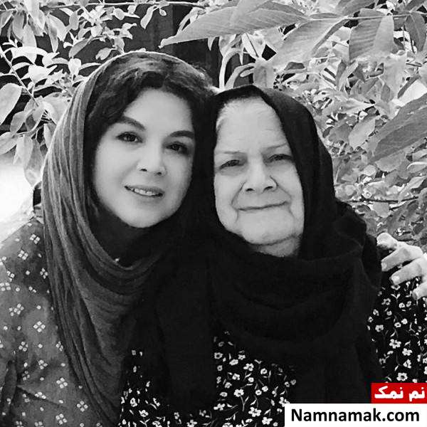 شهره سلطانی و مادرش عک شهره سلطانی در کنار مادرش