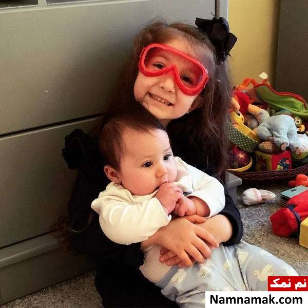 پناه و نبات دختران شاهرخ استخری
